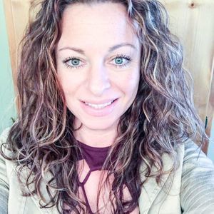 Meet your Posher, Niki